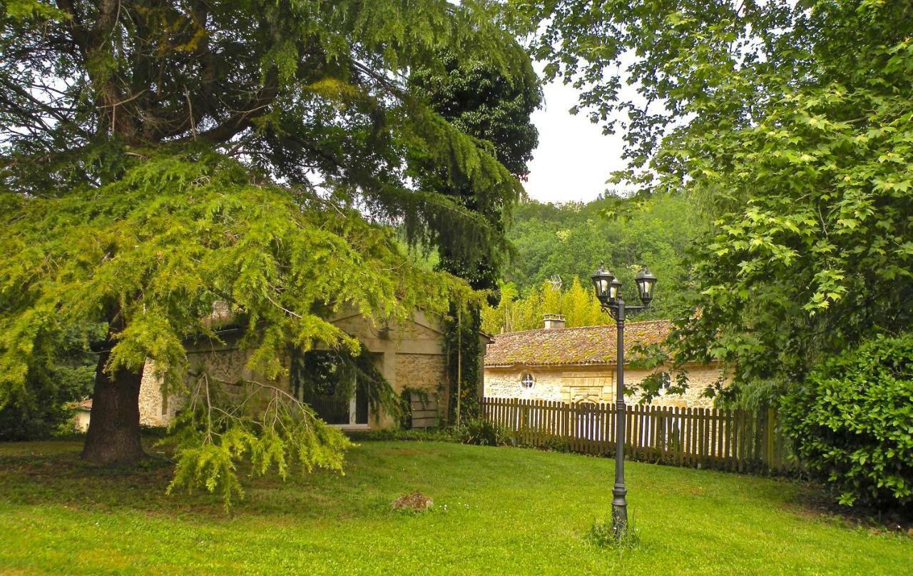 Moulin De Rioupassat Chambres D'Hotes De Charme Rauzan Exteriér fotografie
